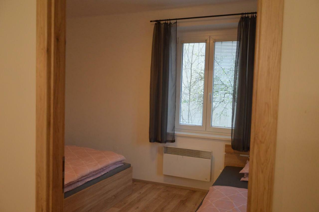 Apartmanovy Byt トレボン エクステリア 写真
