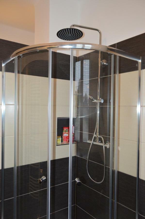 Apartmanovy Byt トレボン エクステリア 写真